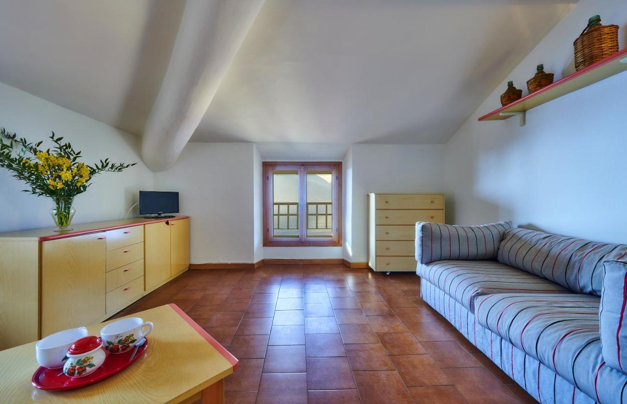 Romantic House Варенна Екстер'єр фото